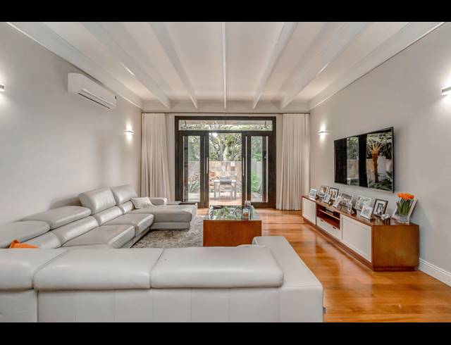 5 BEDROOM HOUSE FOR SALE IN DAINFERN VALLEY ESTATE
